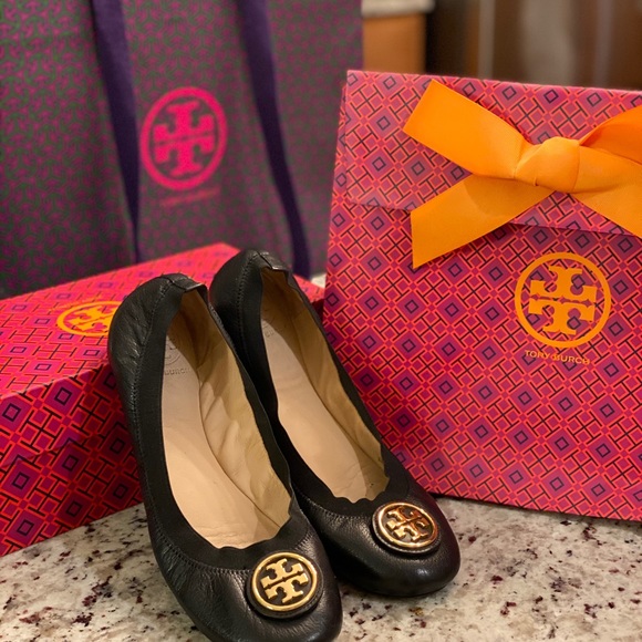 Tory Burch Reva Ballet Flats - Picture 3 of 11